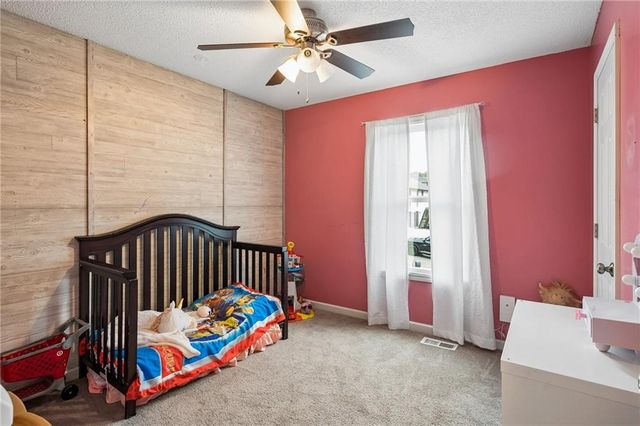 1226 NW 70th Street, Kansas City, MO 64118