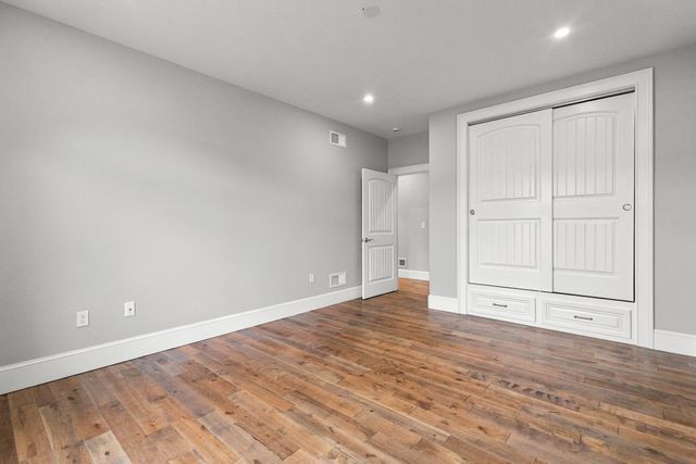 111 Farland Cir, New Bedford, MA 02745