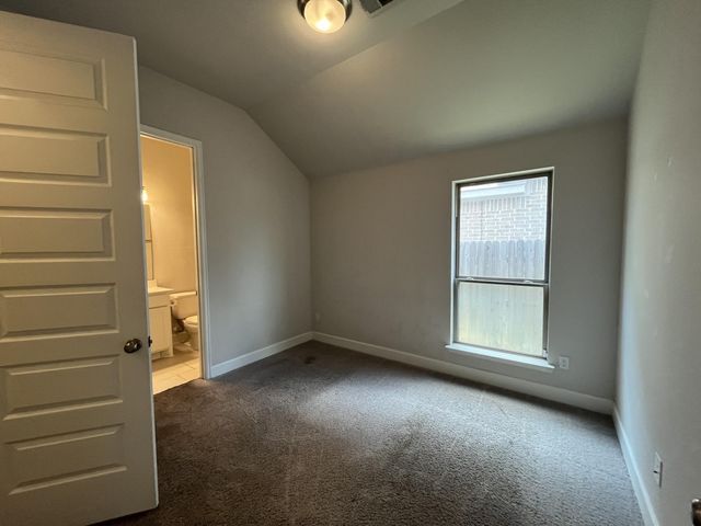 113 Ray CT, Liberty Hill, TX 78642