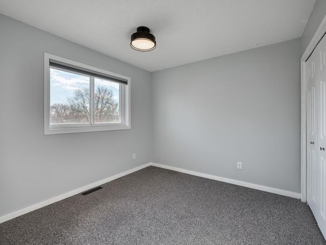 3265 Norway Drive S, Cambridge, MN 55008