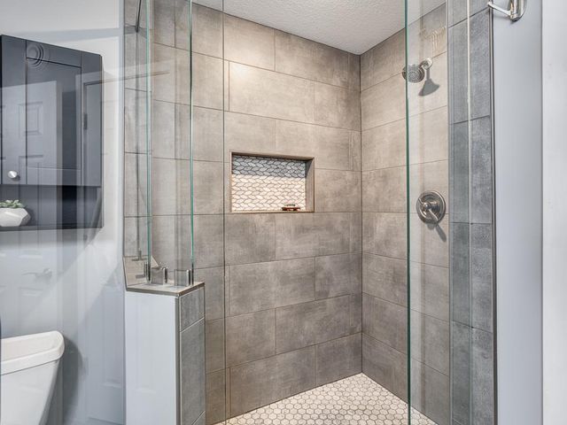 3265 Norway Drive S, Cambridge, MN 55008