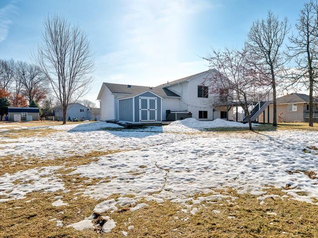 3265 Norway Drive S, Cambridge, MN 55008