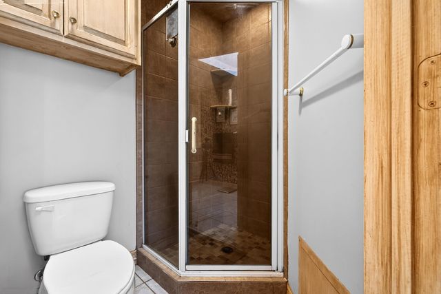 2002 E Warwick Circle, Longview, TX 75601