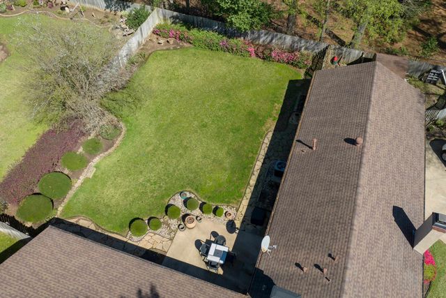 2002 E Warwick Circle, Longview, TX 75601