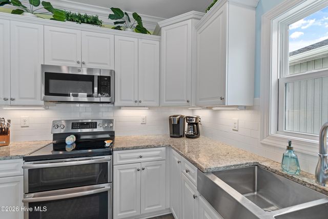 115 Deal Drive, Supply, NC 28462