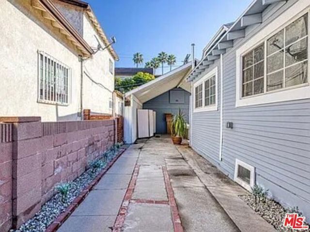 918 N Vista Street 918.5, Los Angeles, CA 90046