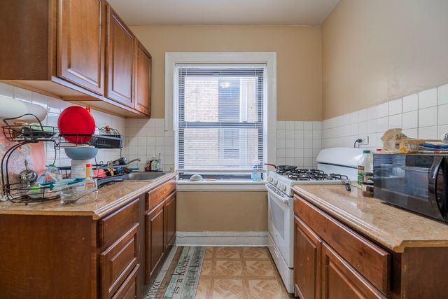 6507 N Hoyne Avenue 3N, Chicago, IL 60645