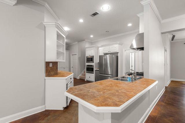 212 Morrell Cir., Hattiesburg, MS 39402