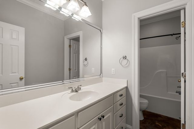 212 Morrell Cir., Hattiesburg, MS 39402