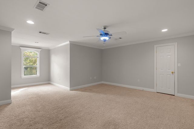 212 Morrell Cir., Hattiesburg, MS 39402