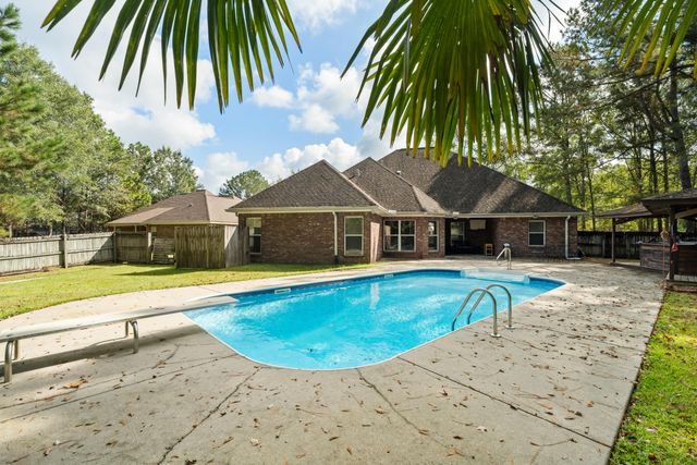 212 Morrell Cir., Hattiesburg, MS 39402