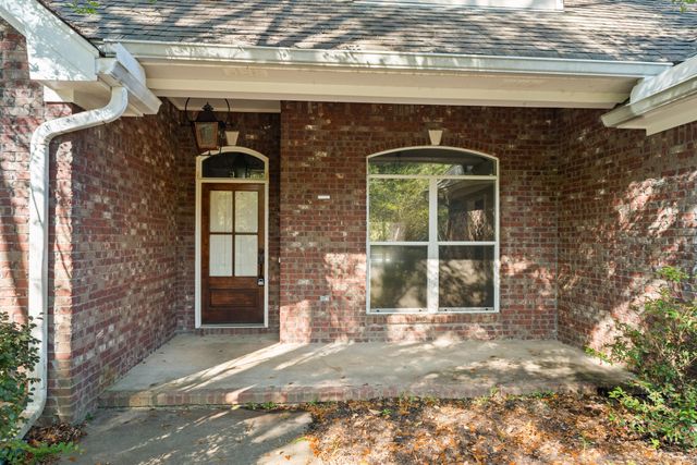 212 Morrell Cir., Hattiesburg, MS 39402