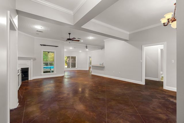 212 Morrell Cir., Hattiesburg, MS 39402