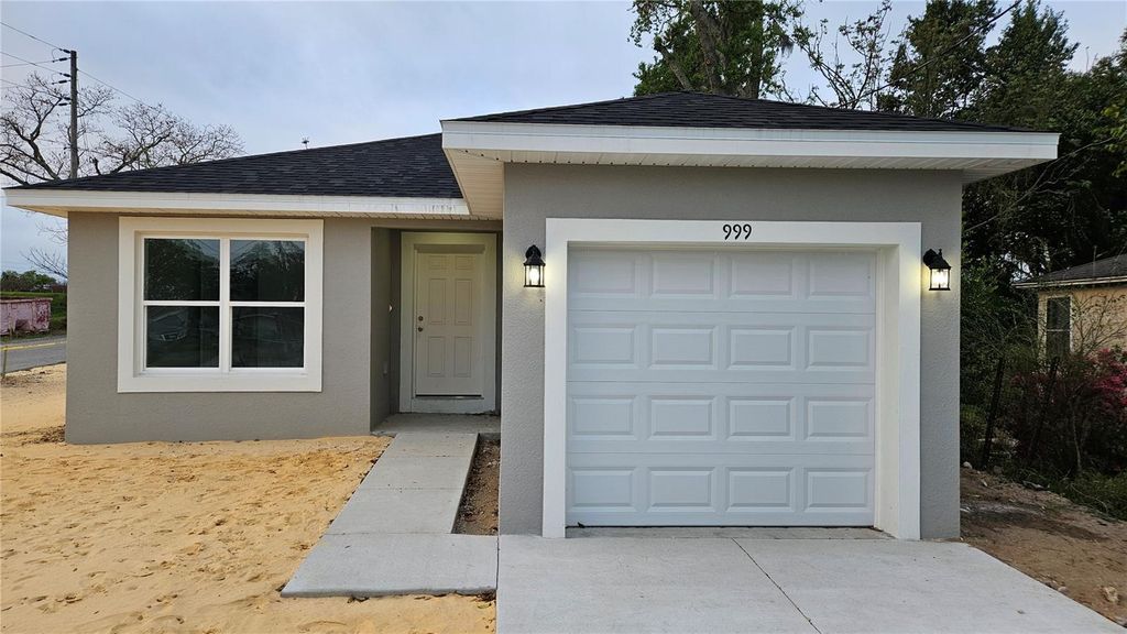 999 AVENUE A, Haines City, FL 33844