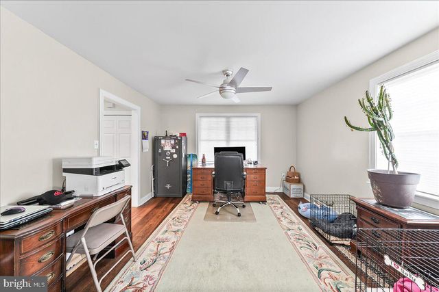 251 KOSSUTH AVE, Folsom, PA 19033