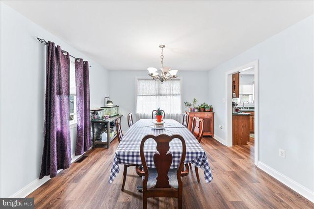 251 KOSSUTH AVE, Folsom, PA 19033