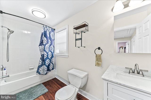 251 KOSSUTH AVE, Folsom, PA 19033