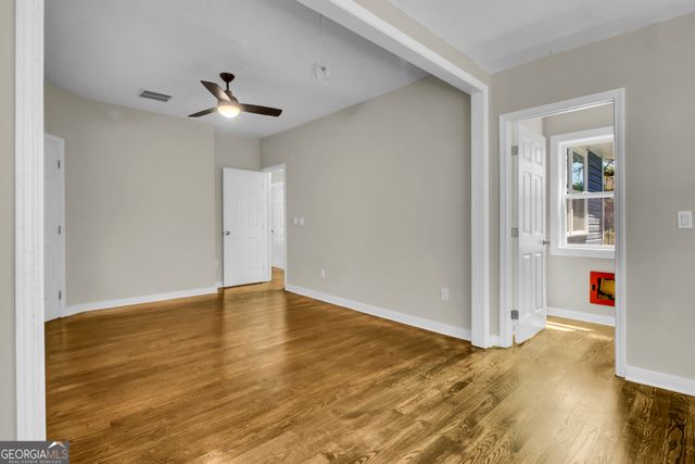 2172 Ben Hill Road, East Point, GA 30344