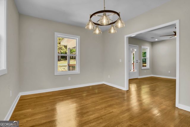 2172 Ben Hill Road, East Point, GA 30344