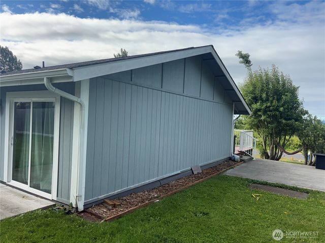 8404 Treevue, Blaine, WA 98230
