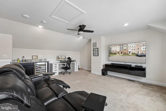 2058 ALDER LN, Dumfries, VA 22026