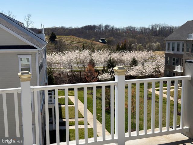 2058 ALDER LN, Dumfries, VA 22026