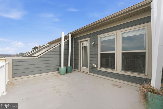 2058 ALDER LN, Dumfries, VA 22026