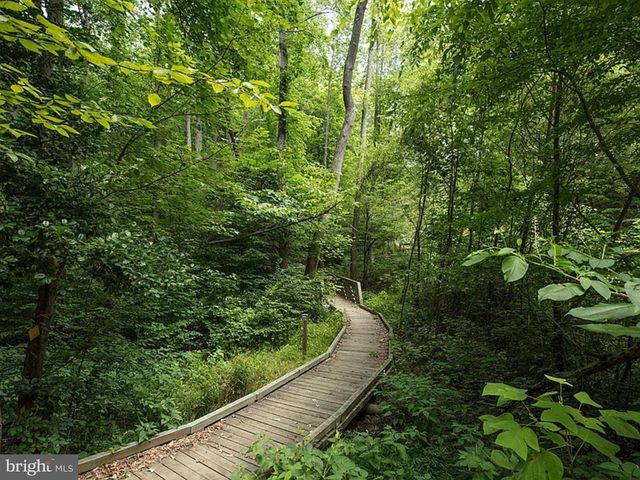 2058 ALDER LN, Dumfries, VA 22026