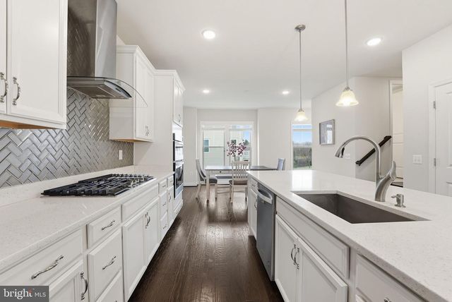 2058 ALDER LN, Dumfries, VA 22026