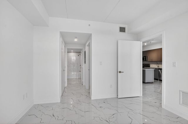 350 W Hidden Valley Boulevard 201, Boca Raton, FL 33487