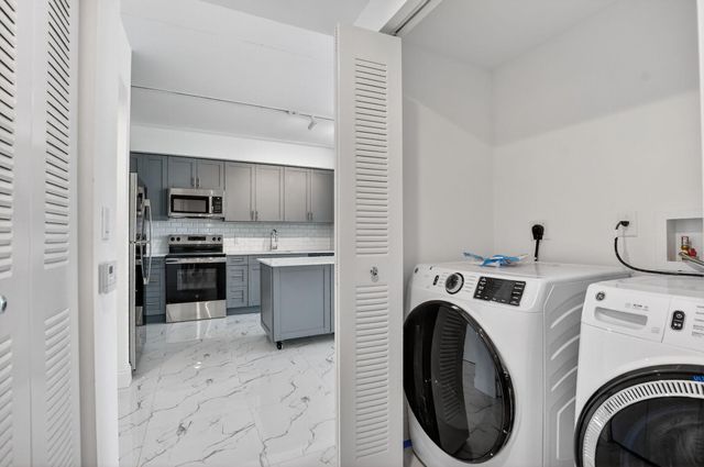 350 W Hidden Valley Boulevard 201, Boca Raton, FL 33487