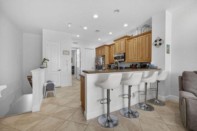 4511 Artesa Way S, Palm Beach Gardens, FL 33418