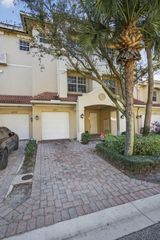 4511 Artesa Way S, Palm Beach Gardens, FL 33418