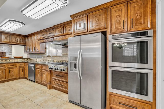 11419 Kirkhollow Drive, Houston, TX 77089