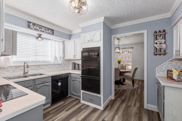 17610 Crestline Road, Humble, TX 77396