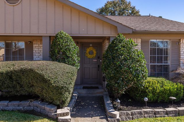 17610 Crestline Road, Humble, TX 77396