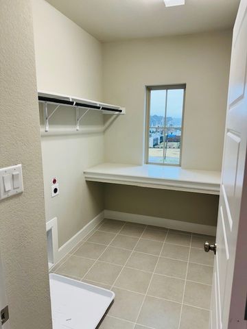 700 Prairie Falcon Drive, Arlington, TX 76005