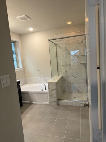 700 Prairie Falcon Drive, Arlington, TX 76005