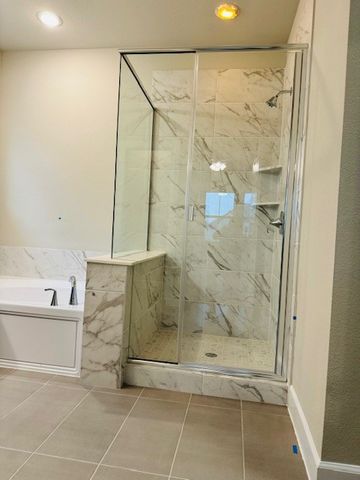700 Prairie Falcon Drive, Arlington, TX 76005