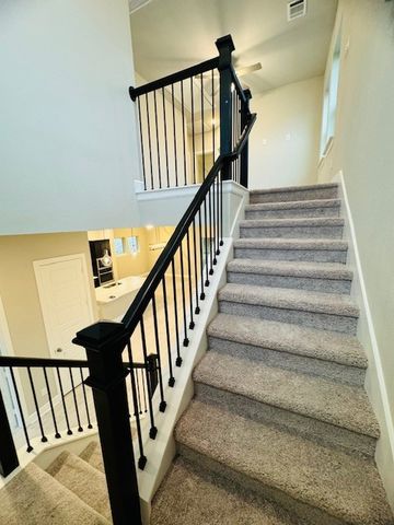 700 Prairie Falcon Drive, Arlington, TX 76005