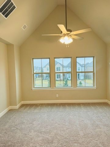 700 Prairie Falcon Drive, Arlington, TX 76005