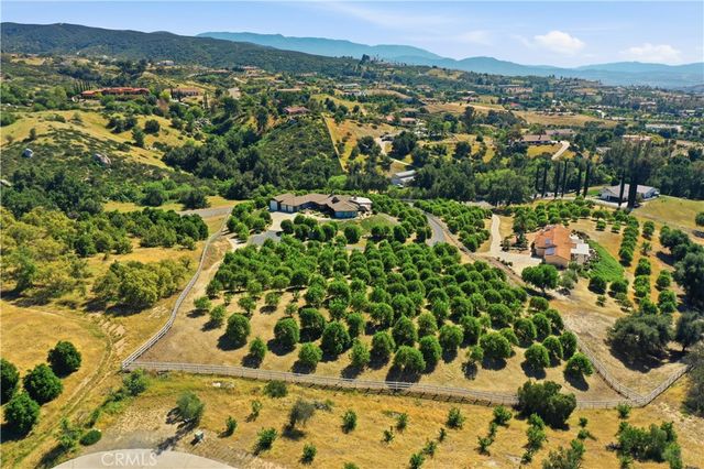 39275 Chaparral, Temecula, CA 92592