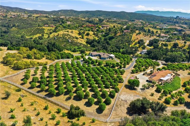 39275 Chaparral, Temecula, CA 92592