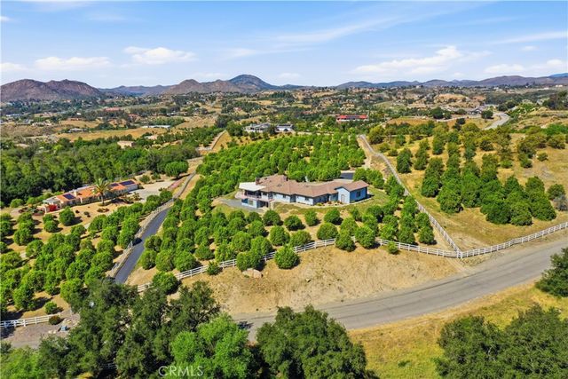 39275 Chaparral, Temecula, CA 92592