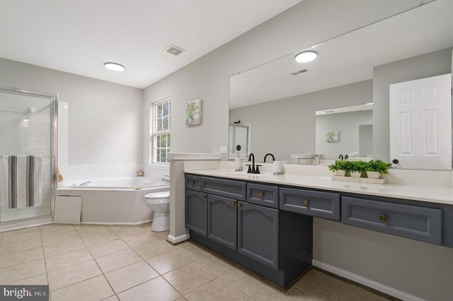 4 FALLING WATER CT, Fredericksburg, VA 22405