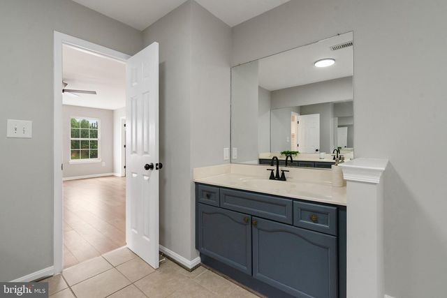 4 FALLING WATER CT, Fredericksburg, VA 22405