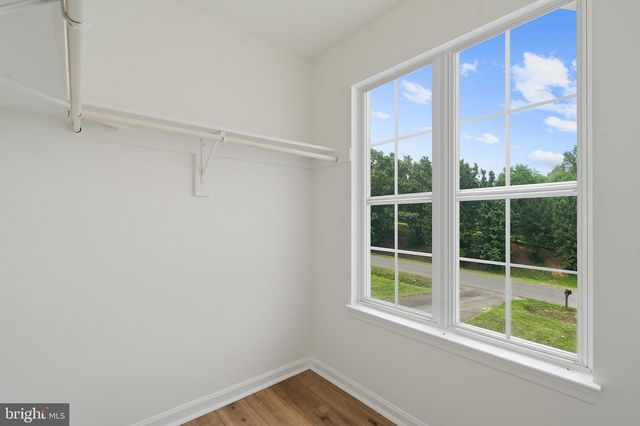 4 FALLING WATER CT, Fredericksburg, VA 22405