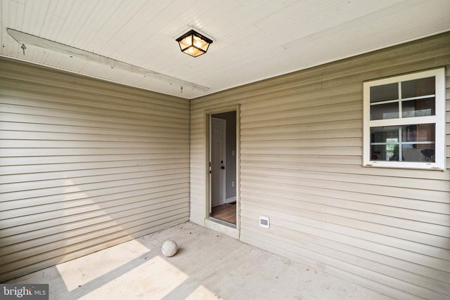 4 FALLING WATER CT, Fredericksburg, VA 22405