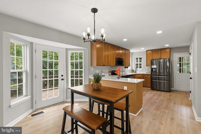 4 FALLING WATER CT, Fredericksburg, VA 22405