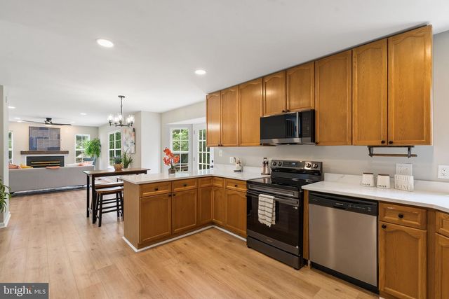 4 FALLING WATER CT, Fredericksburg, VA 22405